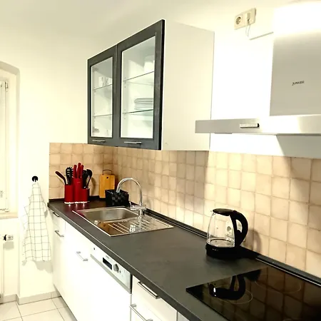 Seyfarthrooms - Zum Dorfladen - Zentrale Lage Mit Direkter Anbindung An Wanderwegenetz, Moderne Inneneinrichtung דירה ראטן