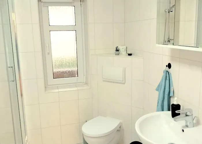 Seyfarthrooms - Zum Dorfladen - Zentrale Lage Mit Direkter Anbindung An Wanderwegenetz, Moderne Inneneinrichtung Курорт-Ратен