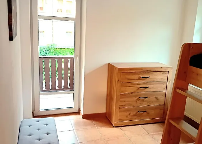 Seyfarthrooms - Zum Dorfladen - Zentrale Lage Mit Direkter Anbindung An Wanderwegenetz, Moderne Inneneinrichtung Апартаменты Курорт-Ратен